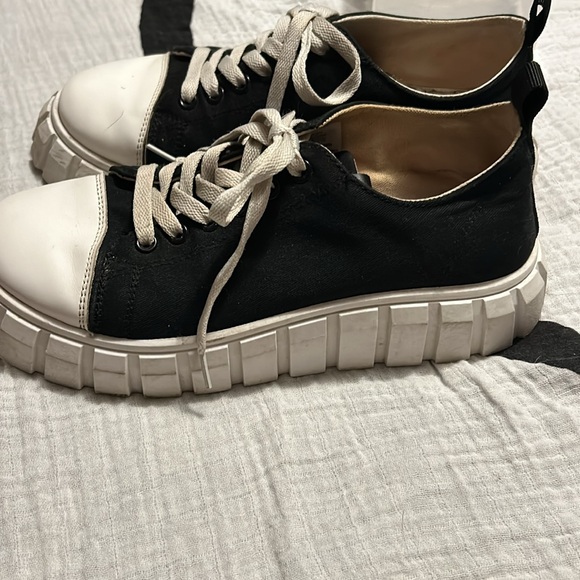 Layer 8 platform sneakers - Picture 2 of 4